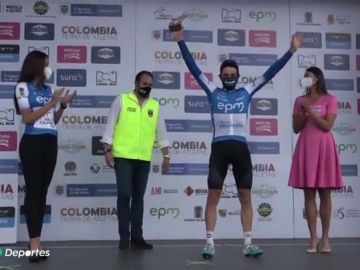 Óscar Sevilla, el ciclista de la eterna juventud, sigue subido a la bicicleta a los 44 años 