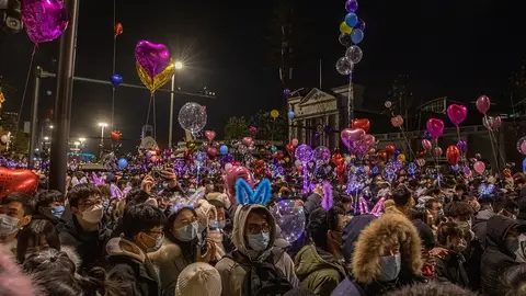 Wuhan despide el 2020 con aglomeraciones y fiestas multitudinarias en plena pandemia del coronavirus Wuhan despide el 2020 con aglomeraciones y fiestas multitudinarias en plena pandemia del coronavirus