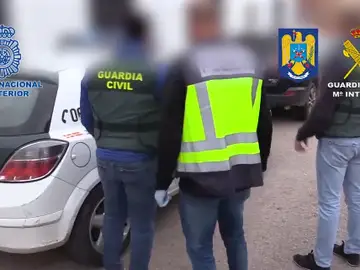 Rescatan en Sevilla a una menor de 15 años embarazada, víctima de trata de seres humanos Rescatan en Sevilla a una menor de 15 años embarazada, víctima de trata de seres humanos