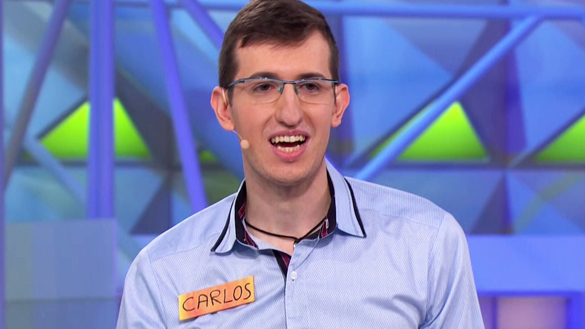Carlos canta 'Toxicidad fuera' en 'La ruleta de la suerte'
