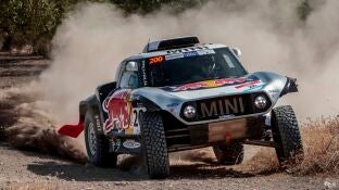 Carlos Sainz, en el pr&oacute;logo del Dakar