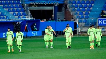 Los jugadores del Atlético celebran el gol al Alavés