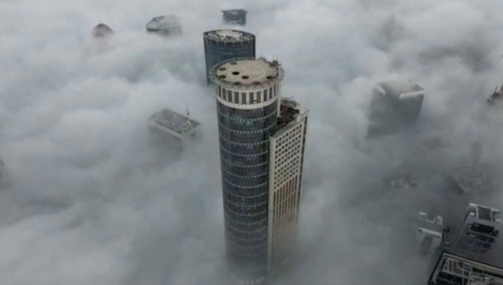 Banco de nubes en Tel Aviv