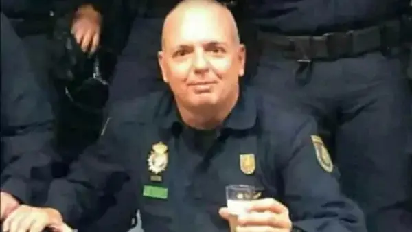 Polic&iacute;a fallecido por el coronavirus