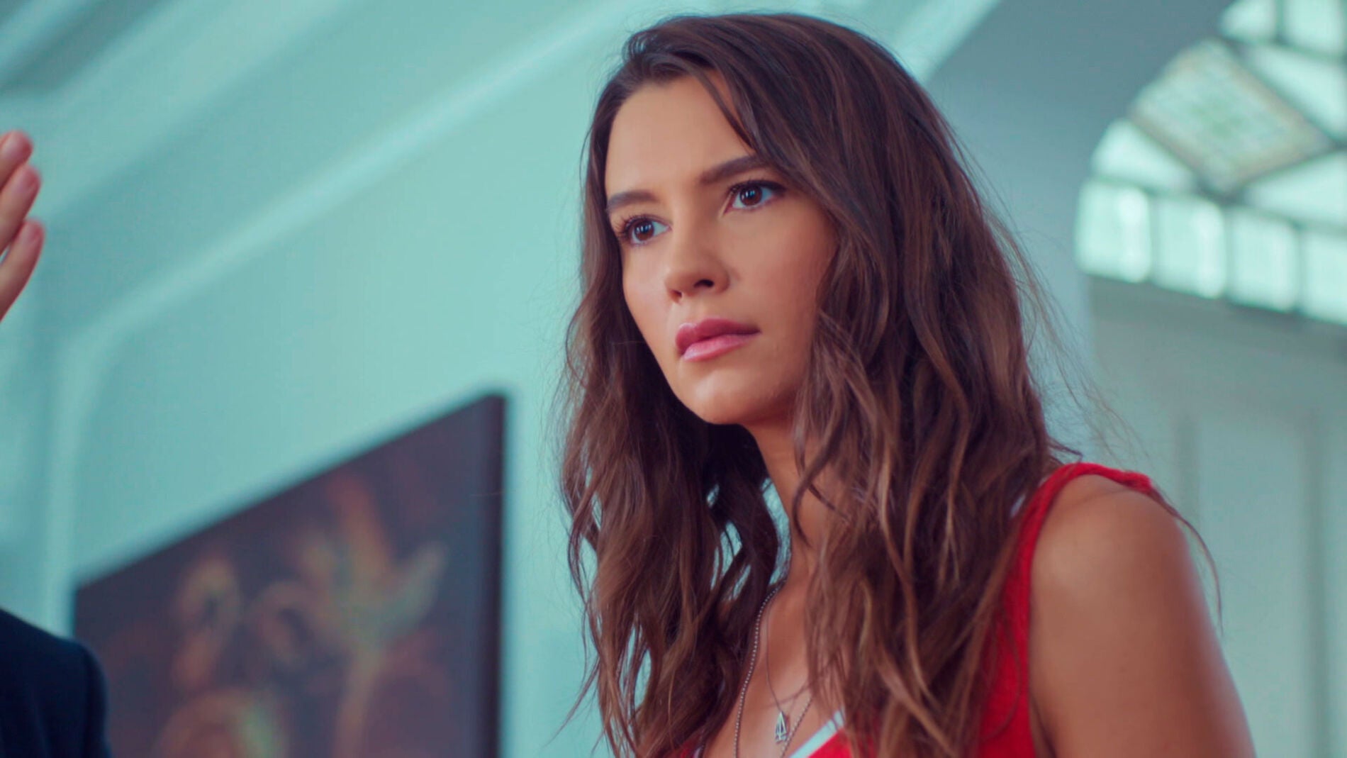 Candan, at&oacute;nita: Demir amenaza a &Ouml;yk&uuml; y traiciona a Ugur 