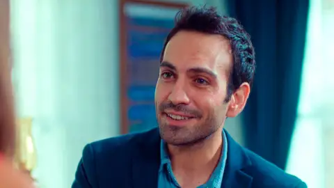 Demir, ¿enamorado de Candan? Demir, ¿enamorado de Candan?
