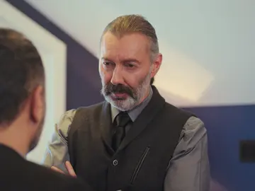 Nezir cambia de objetivo para ‘cazar’ a Sarp: vigilar y secuestrar a Bahar y a sus hijos Nezir cambia de objetivo para ‘cazar’ a Sarp: vigilar y secuestrar a Bahar y a sus hijos