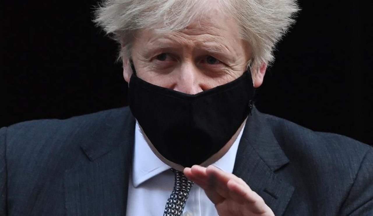 Boris Johnson impone un nuevo confinamiento en Inglaterra