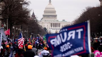 Asalto al Congreso de EEUU: Seguidores de Donald Trump asaltan el Capitolio y paralizan la sesión que certificaba a Joe Biden como presidente