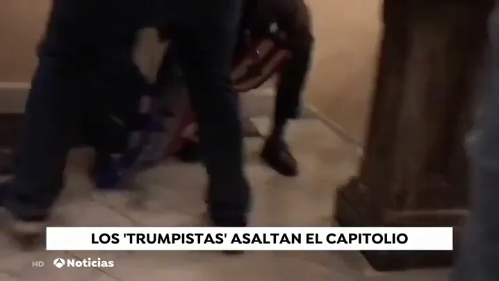 Una mujer, en estado crítico tras recibir un impacto de bala en el asalto al Capitolio de EEUU Una mujer, en estado crítico tras recibir un impacto de bala en el asalto al Capitolio de EEUU