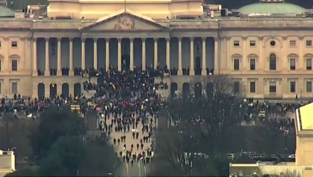 Seguidores de Donald Trump asaltan el Capitolio de EEUU, streaming en directo