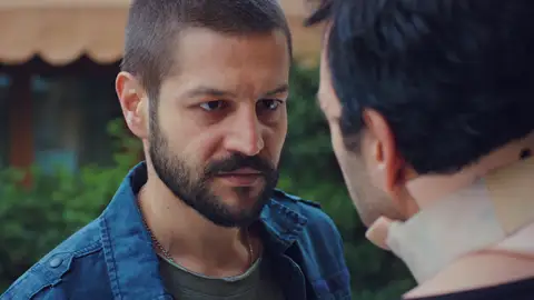 Cemal acecha a Candan y Öykü ante el temor de Demir Cemal acecha a Candan y Öykü ante el temor de Demir