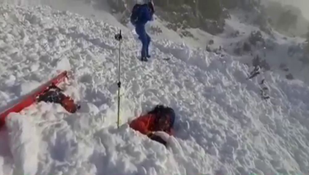 Un alud de nieve sepulta a varios montañeros en La Collarada (Huesca): "Nos pasamos de frenada"