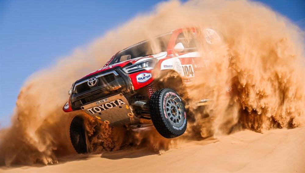 De Villiers y Benavides ganan en otra mala etapa en el Rally Dakar para Carlos Sainz y Barreda