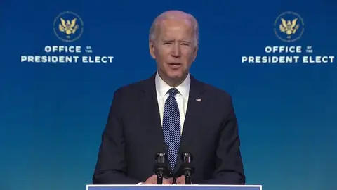 Joe Biden acusa a Donald Trump de fomentar la violencia y llama "terroristas domésticos" a los asaltantes del Capitolio Joe Biden acusa a Donald Trump de fomentar la violencia y llama "terroristas domésticos" a los asaltantes del Capitolio