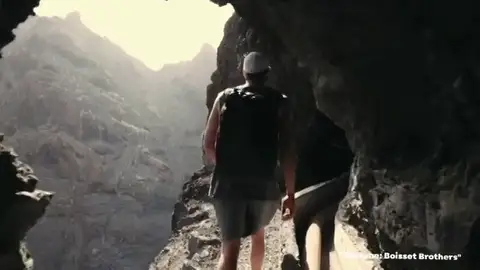 Denuncian a los youtubers Boisset Brothers por caminar por un entorno protegido: "La ruta más peligrosa de Tenerife" Denuncian a los youtubers Boisset Brothers por caminar por un entorno protegido: "La ruta más peligrosa de Tenerife"