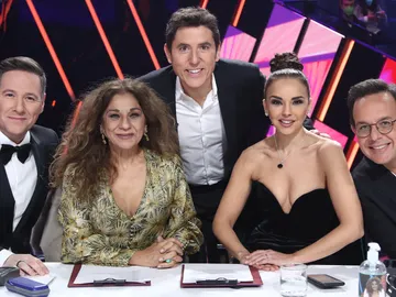 Manel Fuentes junto al jurado de 'Tu cara me suena' Manel Fuentes junto al jurado de 'Tu cara me suena'