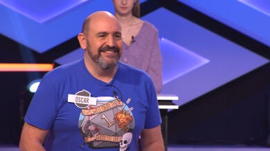 Óscar, de ‘Los Dispersos’, sorprende en ‘¡Boom!’ con la camiseta que de su primer programa