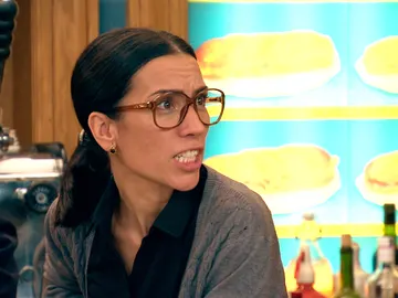 Manolita, sin escrúpulos, busca la venganza Manolita, sin escrúpulos, busca la venganza