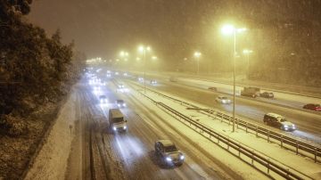 Nieve en Madrid, carreteras cortadas y estado del tr&aacute;fico por el temporal filomena en Espa&ntilde;a