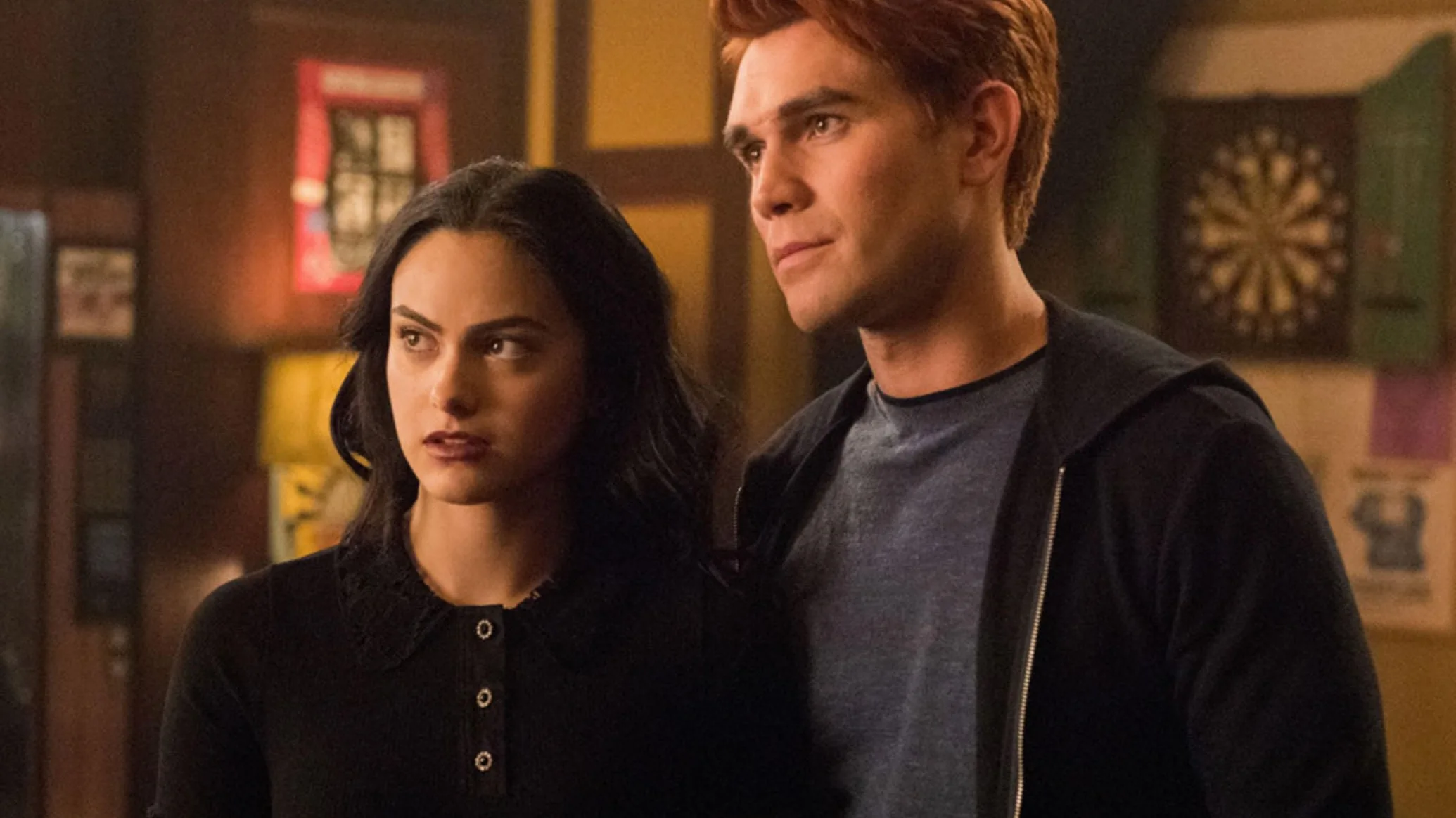 Camila Mendes y KJ Apa en 'Riverdale' como Veronica y Archie Camila Mendes y KJ Apa en 'Riverdale' como Veronica y Archie