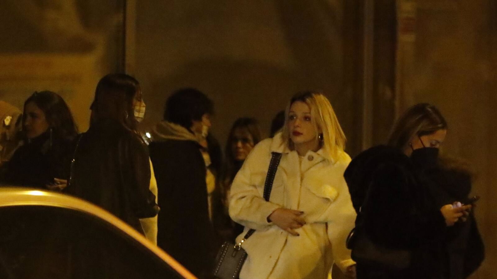 La hija de Guti y Arancha de Benito, Zayra Gutiérrez, pillada de nuevo de fiesta y sin mascarilla tras haber pedido perdón por haberse saltado las restricciones 