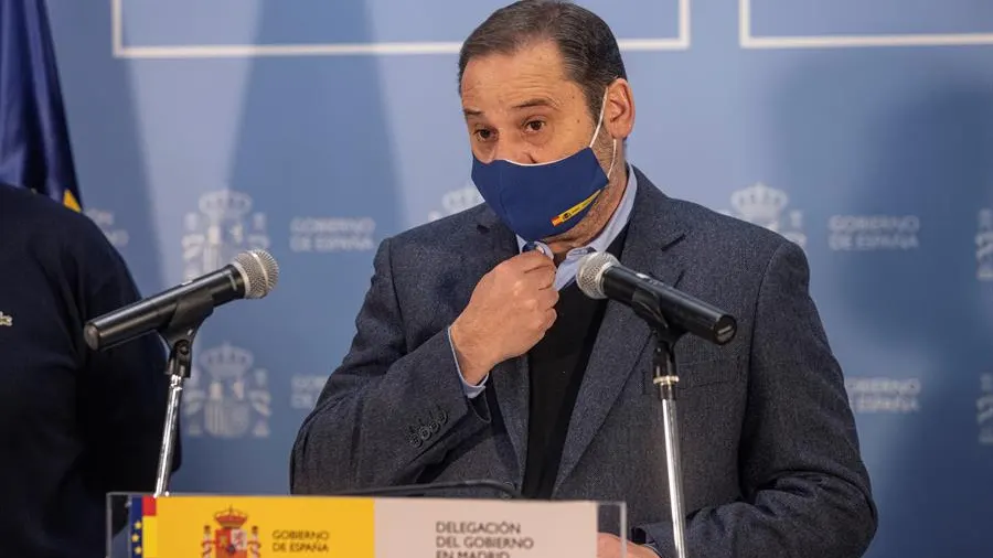 El Gobierno asegura que est&aacute; garantizado el suministro de vacunas contra el coronavirus y de alimentos
