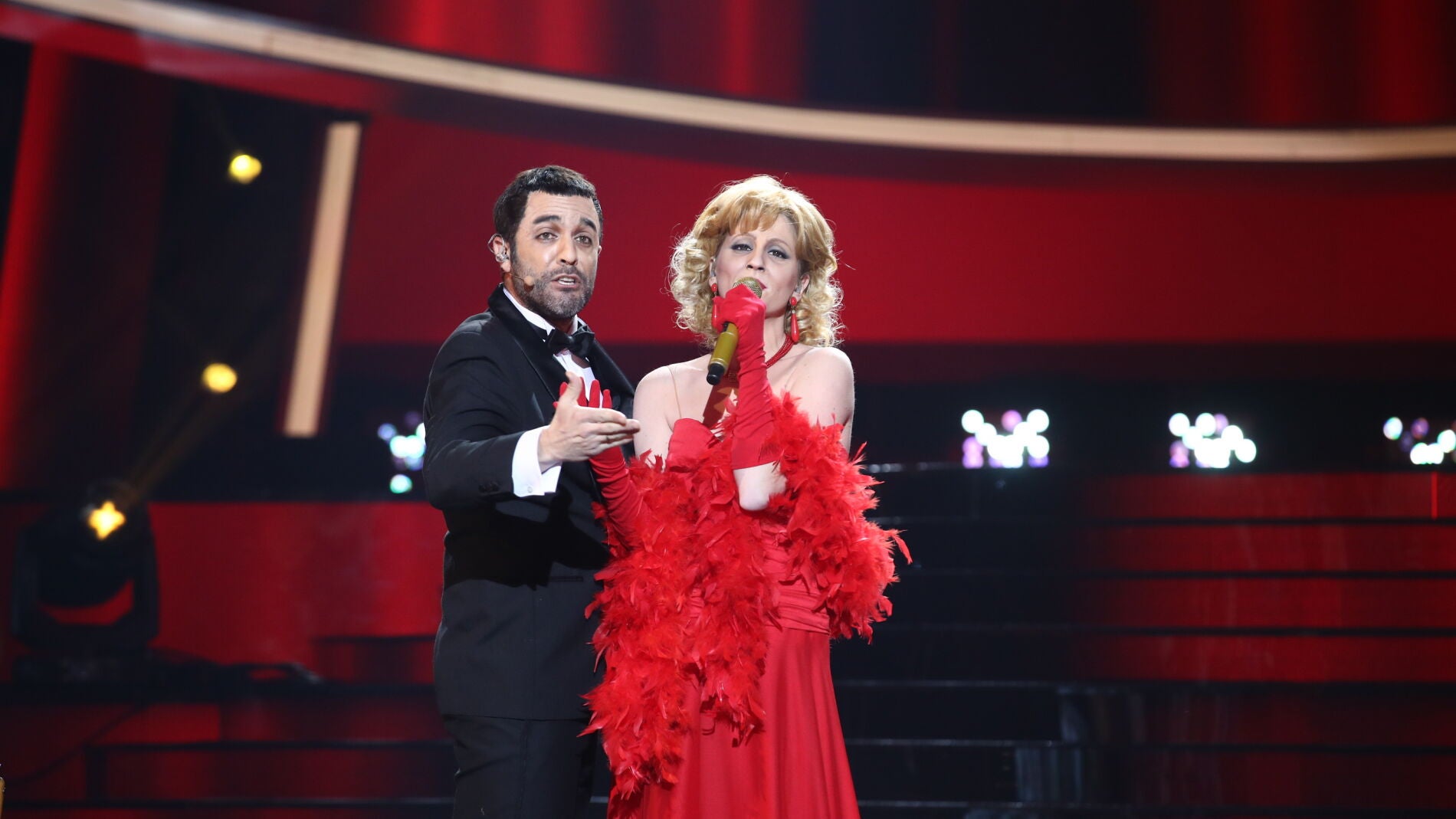 Roberto Leal y Samantha Gilabert