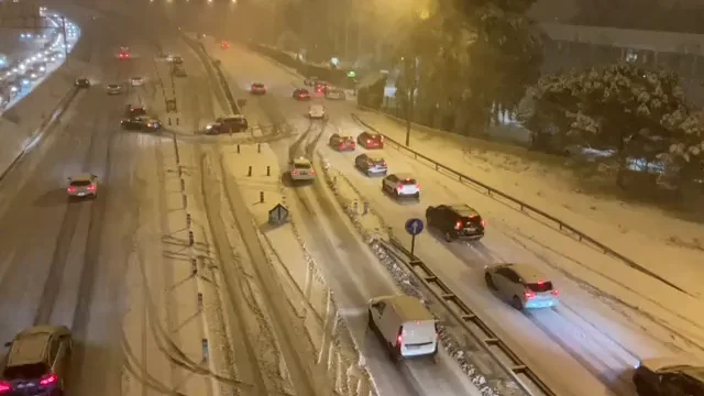 El temporal Filomena deja una nevada histórica en Madrid y seis provincias en alerta máxima El temporal Filomena deja una nevada histórica en Madrid y seis provincias en alerta máxima