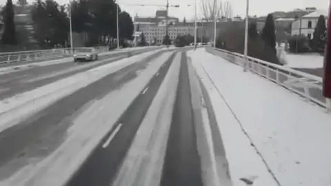 Unionistas de Salamanca, obligado a hacer 500 km por carretera en pleno temporal para jugar en Ferrol Unionistas de Salamanca, obligado a hacer 500 km por carretera en pleno temporal para jugar en Ferrol
