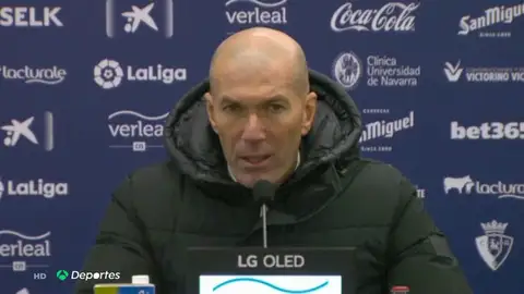 Zinedine Zidane carga contra la Liga: "Esto no ha sido un partido de fútbol, se tendría que haber suspendido" Zinedine Zidane carga contra la Liga: "Esto no ha sido un partido de fútbol, se tendría que haber suspendido"