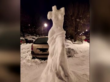 Filomena enciende la creatividad de la gente y se lanzan a hacer esculturas con la nieve