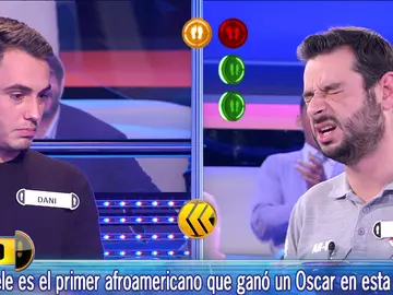 Julio y Dani se llevan el Oscar al mejor fallo de este '¡Ahora caigo!': "Entre los dos no hacen uno bueno" Julio y Dani se llevan el Oscar al mejor fallo de este '¡Ahora caigo!': "Entre los dos no hacen uno bueno"