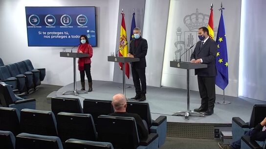 Robles, Marlaska y &Aacute;balos, en rueda de prensa
