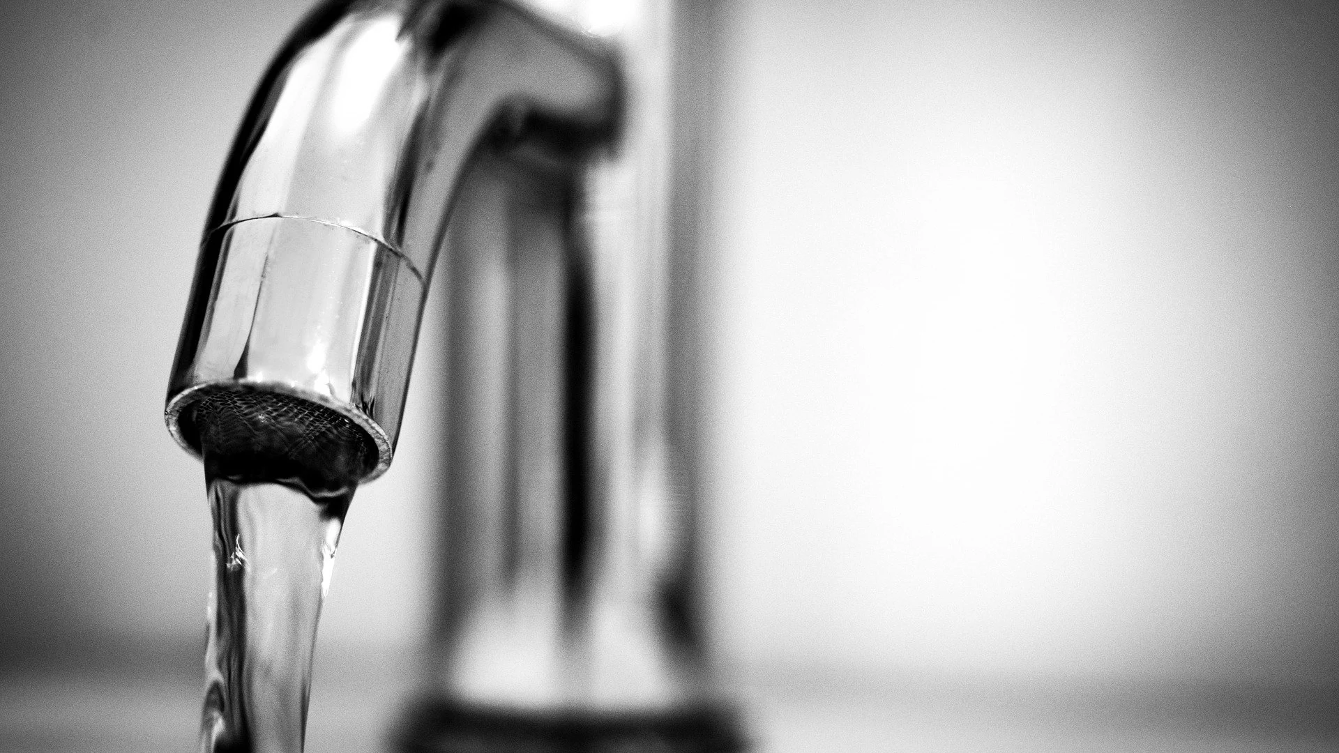 agua grifo agua grifo