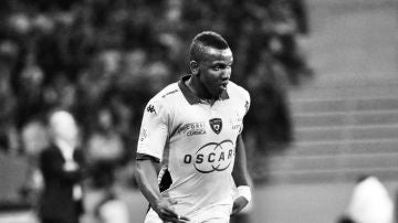 Muere Christopher Maboulou, futbolista de 30 años del Bastia, de un infarto mientras jugaba con unos amigos