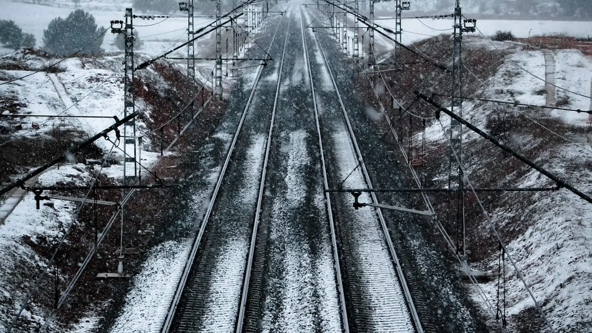 Vías de tren Puente de San Isidro Vías de tren Puente de San Isidro