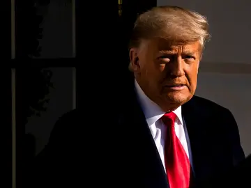 Facebook mantiene vetado a Donald Trump por dos años Facebook mantiene vetado a Donald Trump por dos años