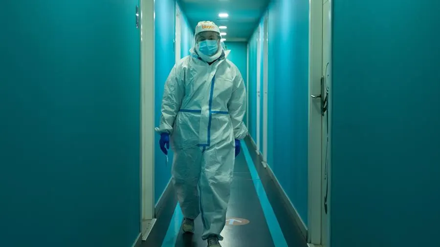 Sanitaria equipada para atender a enfermos de coronavirus Sanitaria equipada para atender a enfermos de coronavirus