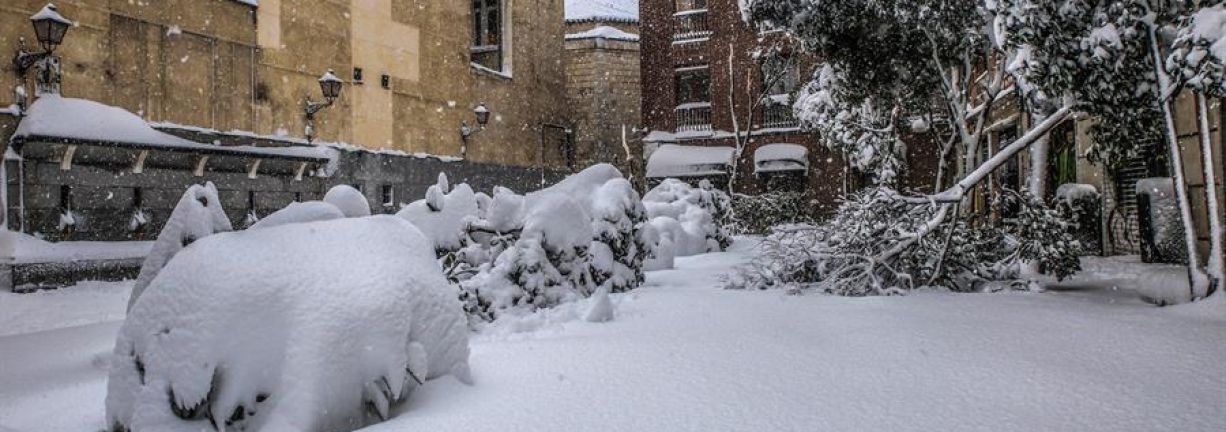 Los administradores de fincas en Madrid desbordados por el temporal de nieve: 