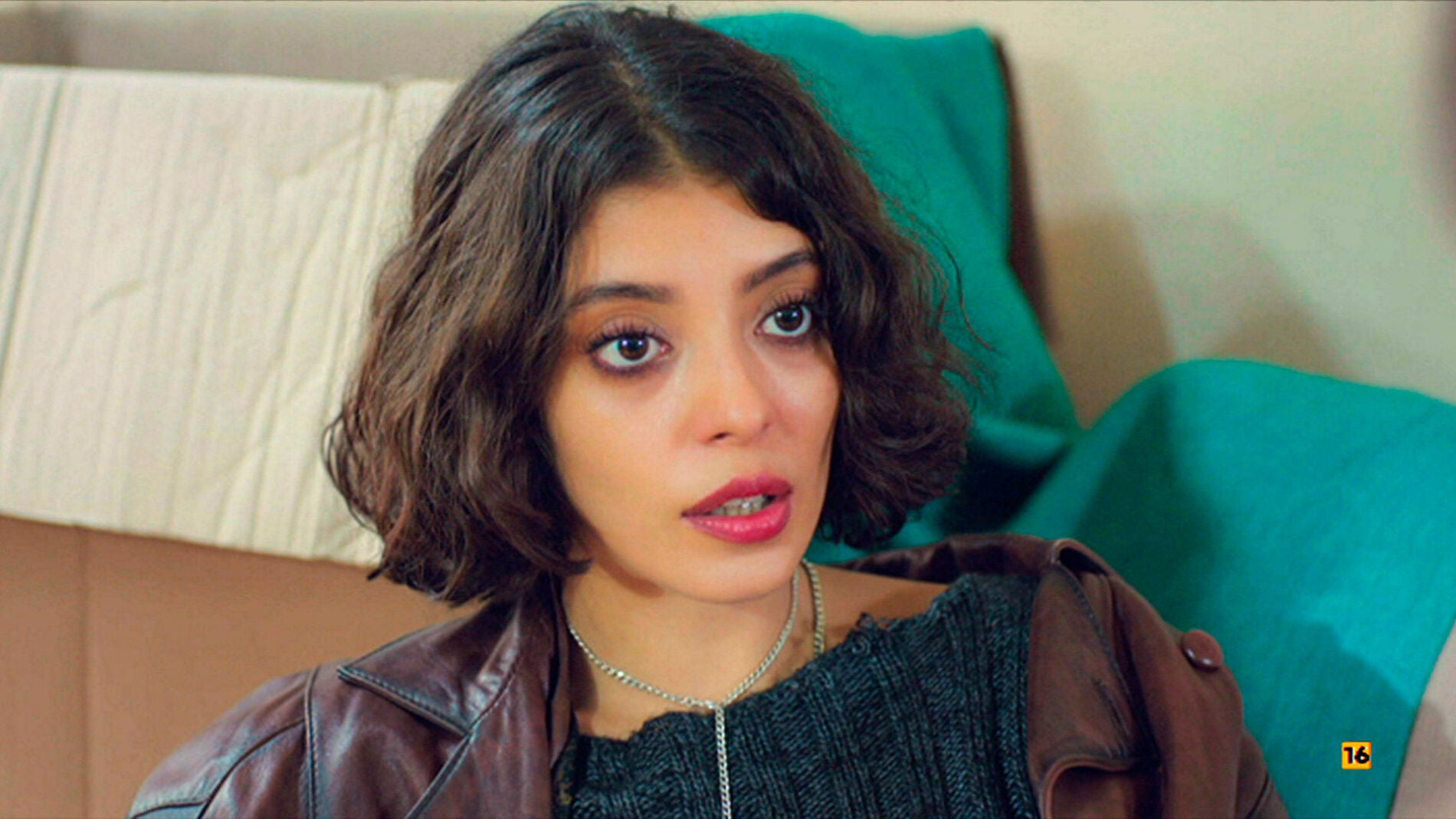 Asu aparece para cambiarlo todo: &iquest;ser&aacute; la madre de &Ouml;yk&uuml;?