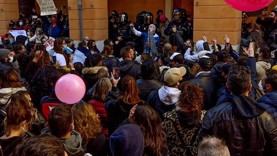 Protestar de diferentes sectores en Baleares ante las nuevas restricciones por el coronavirus Protestar de diferentes sectores en Baleares ante las nuevas restricciones por el coronavirus