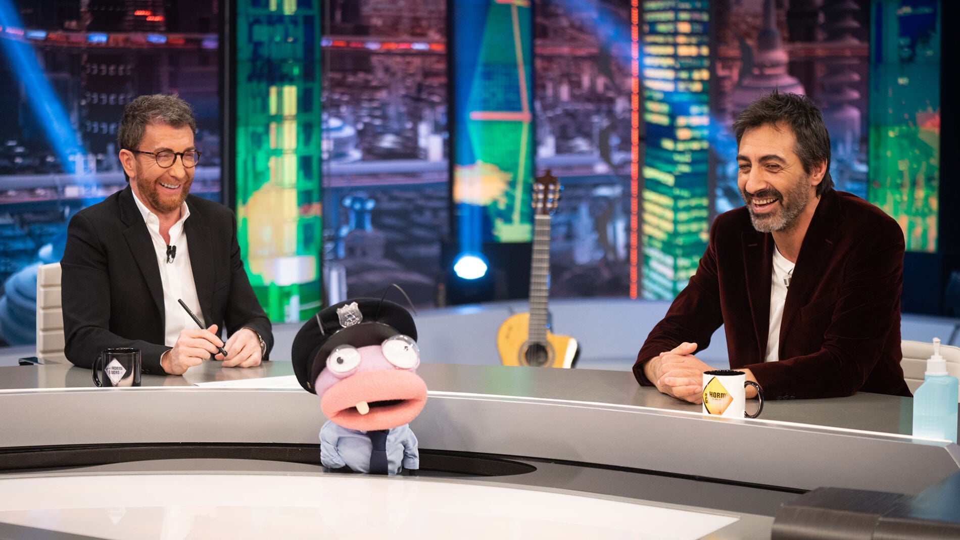 Juan del Val desata la pol&eacute;mica en 'El Hormiguero 3.0' con sus elecciones: "Me vais a meter en seis o siete l&iacute;os"