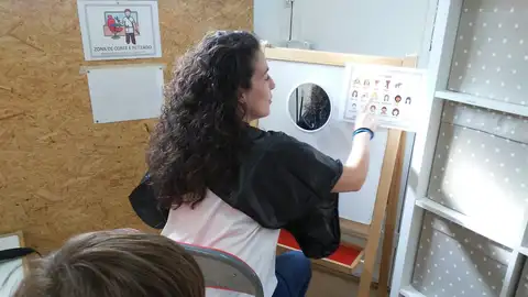 Alba Pérez en su centro para niños que sufren trastorno del espectro autista Alba Pérez en su centro para niños que sufren trastorno del espectro autista