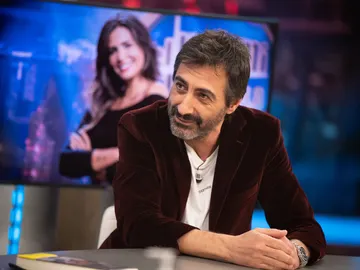 Juan del Val recuerda cómo fue la primera vez que vio a Nuria Roca: "Un ser de luz, la persona más guapa que he visto en mi vida" Juan del Val recuerda cómo fue la primera vez que vio a Nuria Roca: "Un ser de luz, la persona más guapa que he visto en mi vida"