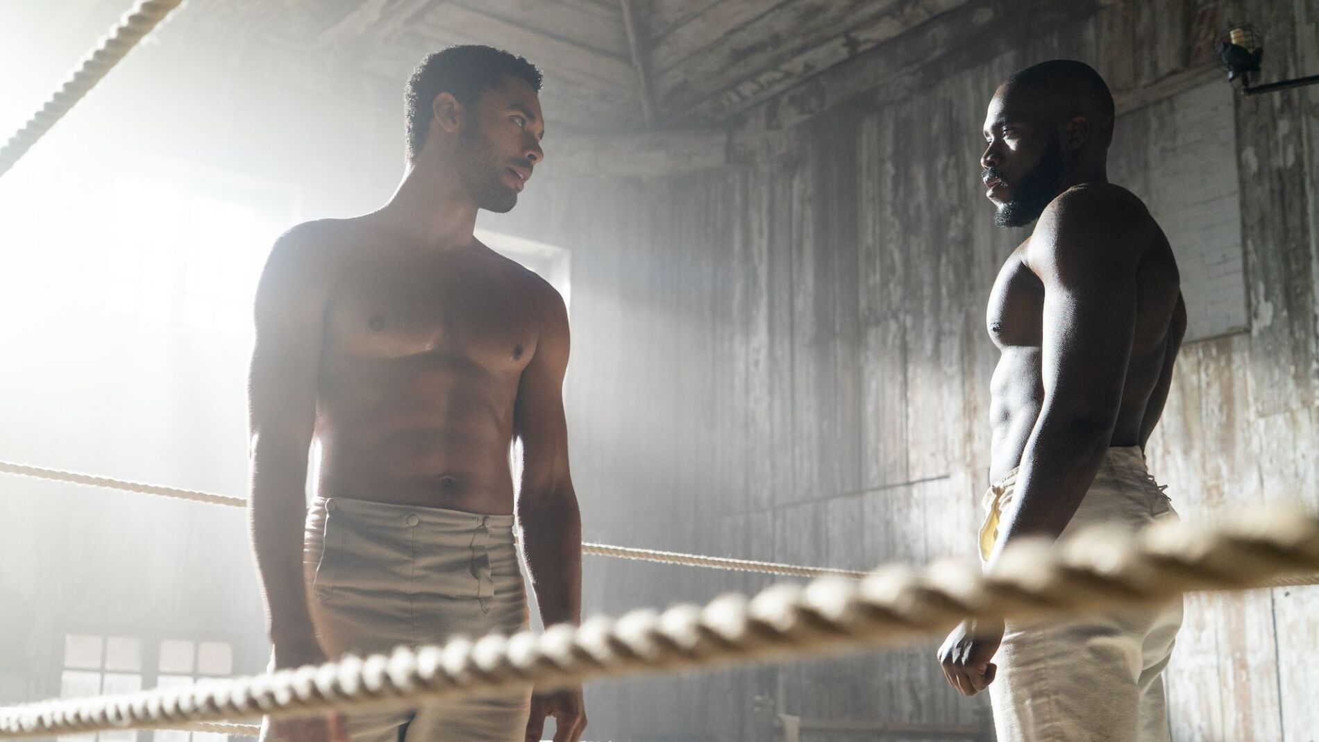 Regé Jean Page en 'Los Bridgerton'