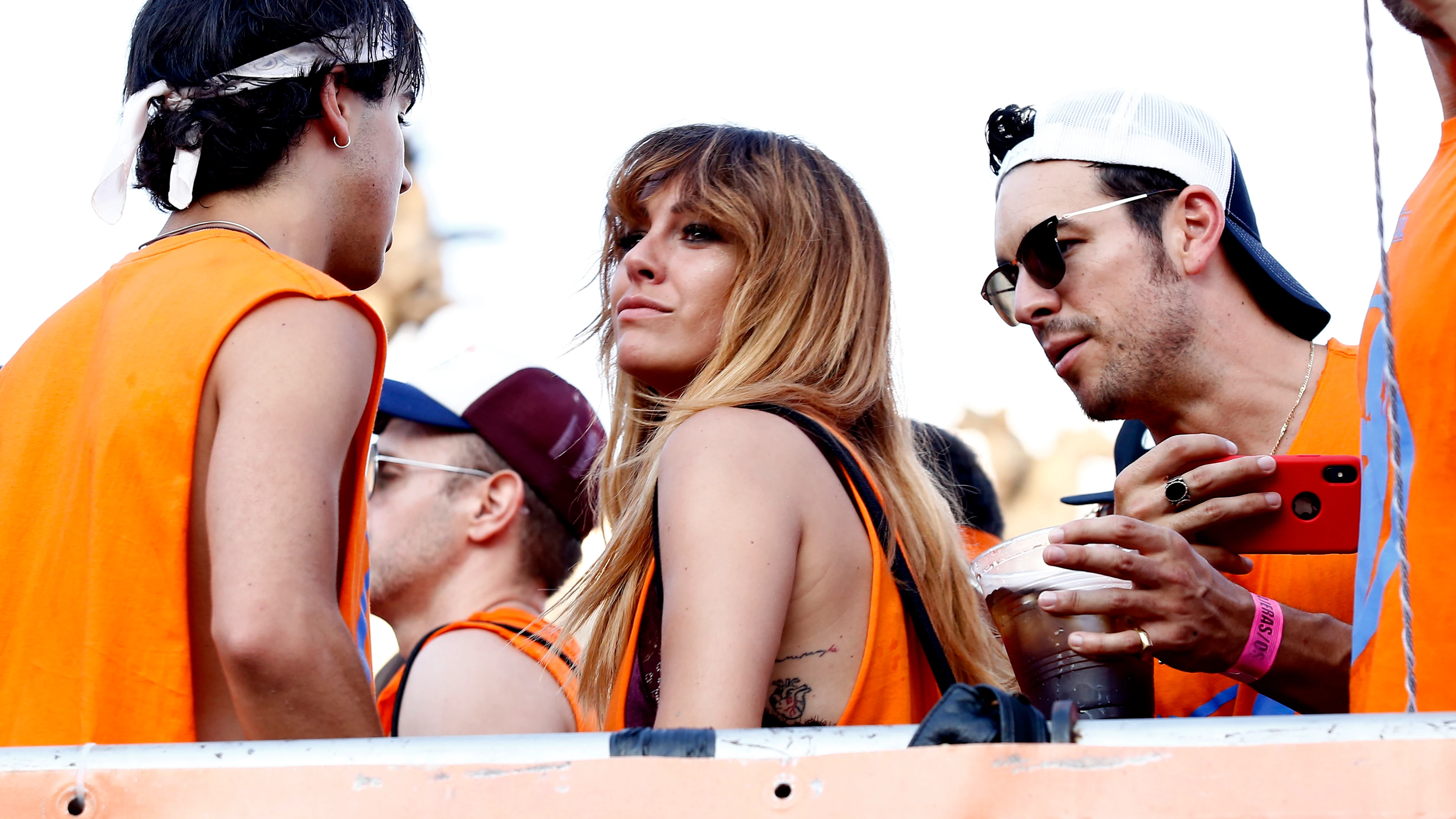 Blanca Suárez junto a los hermanos Óscar y Mario Casas Blanca Suárez junto a los hermanos Óscar y Mario Casas