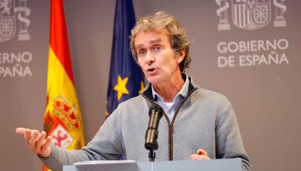 Criticas a Fernando Simón sobre la cepa británica en España
