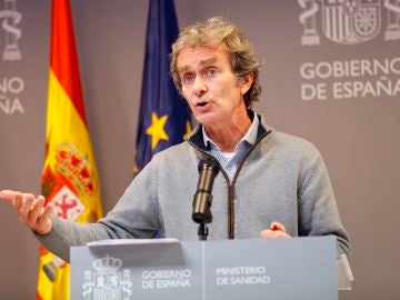 Criticas a Fernando Simón sobre la cepa británica en España