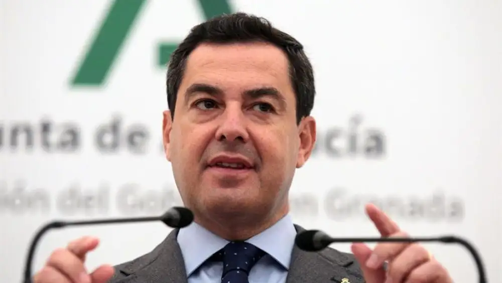 A3 Noticias 1 (13-01-21) Juanma Moreno limita la movilidad en Andalucía y dice al Gobierno que vaya pensando en un confinamiento total A3 Noticias 1 (13-01-21) Juanma Moreno limita la movilidad en Andalucía y dice al Gobierno que vaya pensando en un confinamiento total